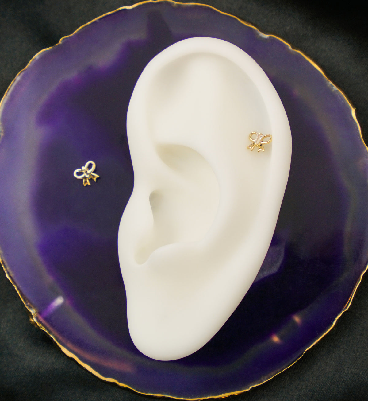 14kt Gold Bow Baguette Clear CZ Threadless Top