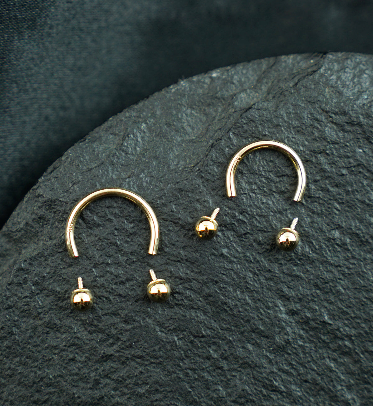 14kt Gold Long Thread Internally Threaded Circular Barbell