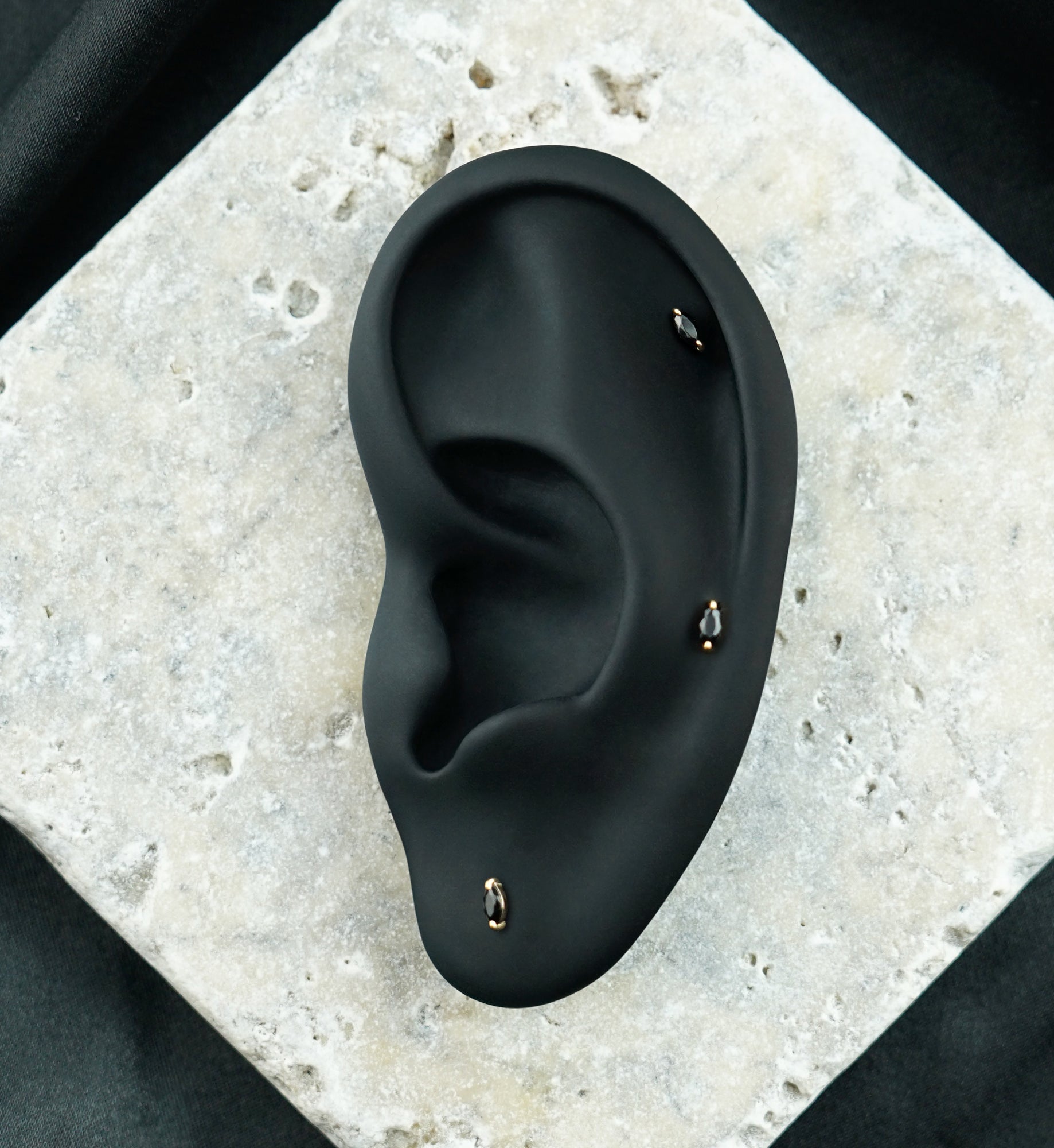 14kt Gold Single Marquise Black CZ Threadless Top