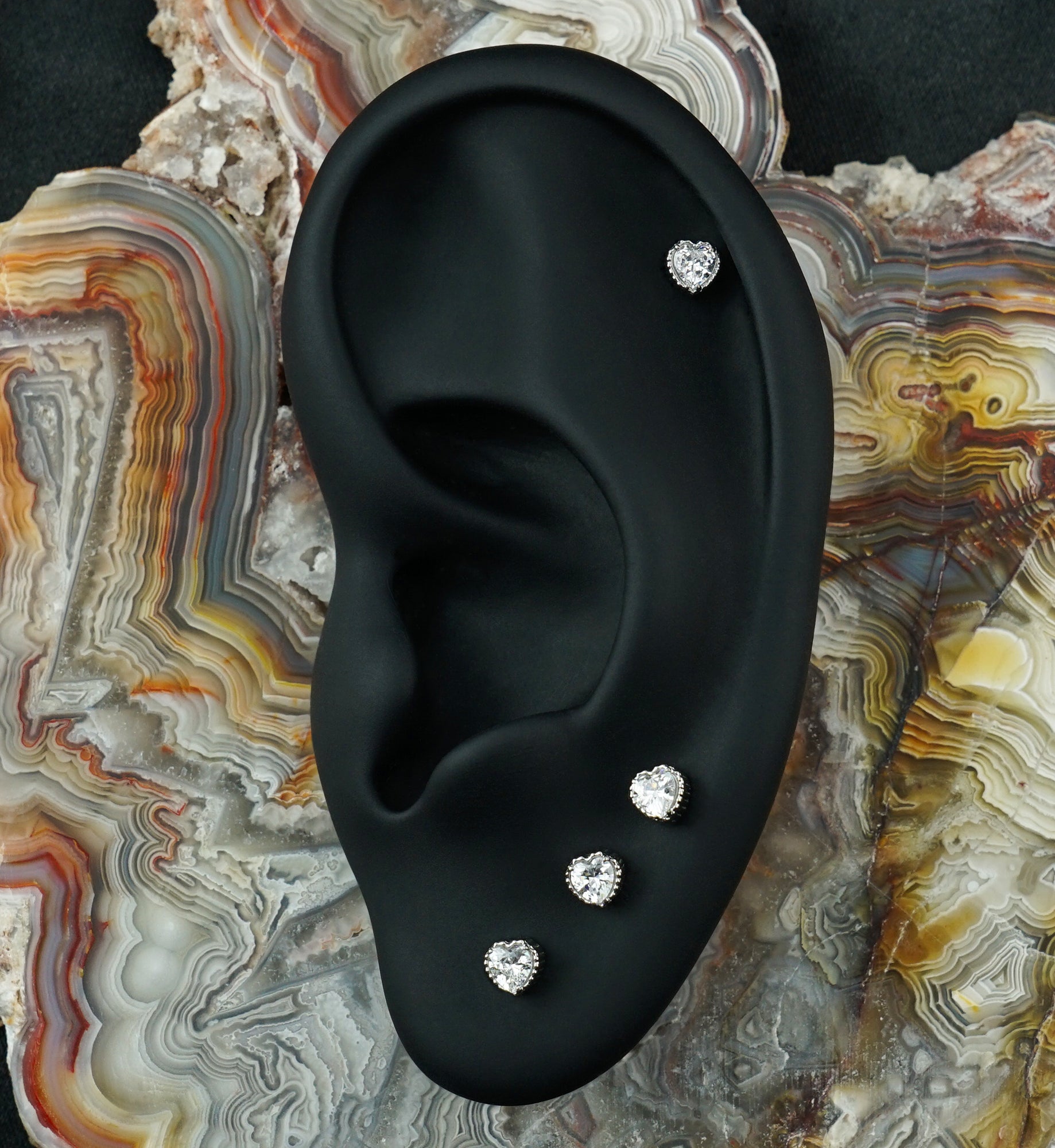 Beaded Bezel Clear CZ Heart Titanium Threadless Top
