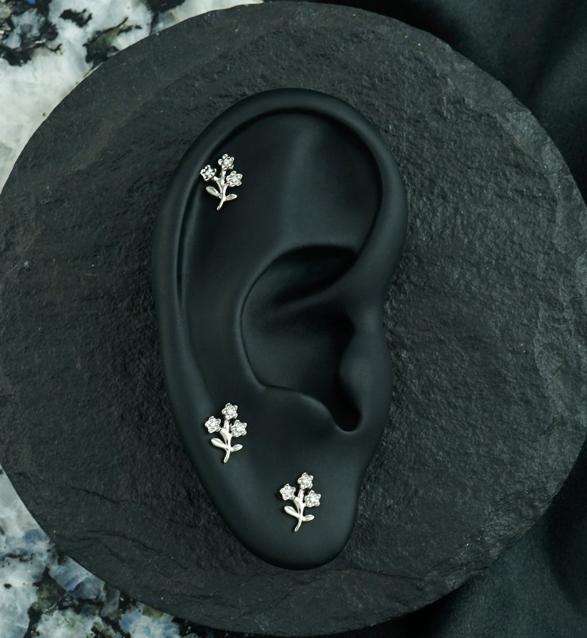 Bunch of Flowers CZ Titanium Threadless Top