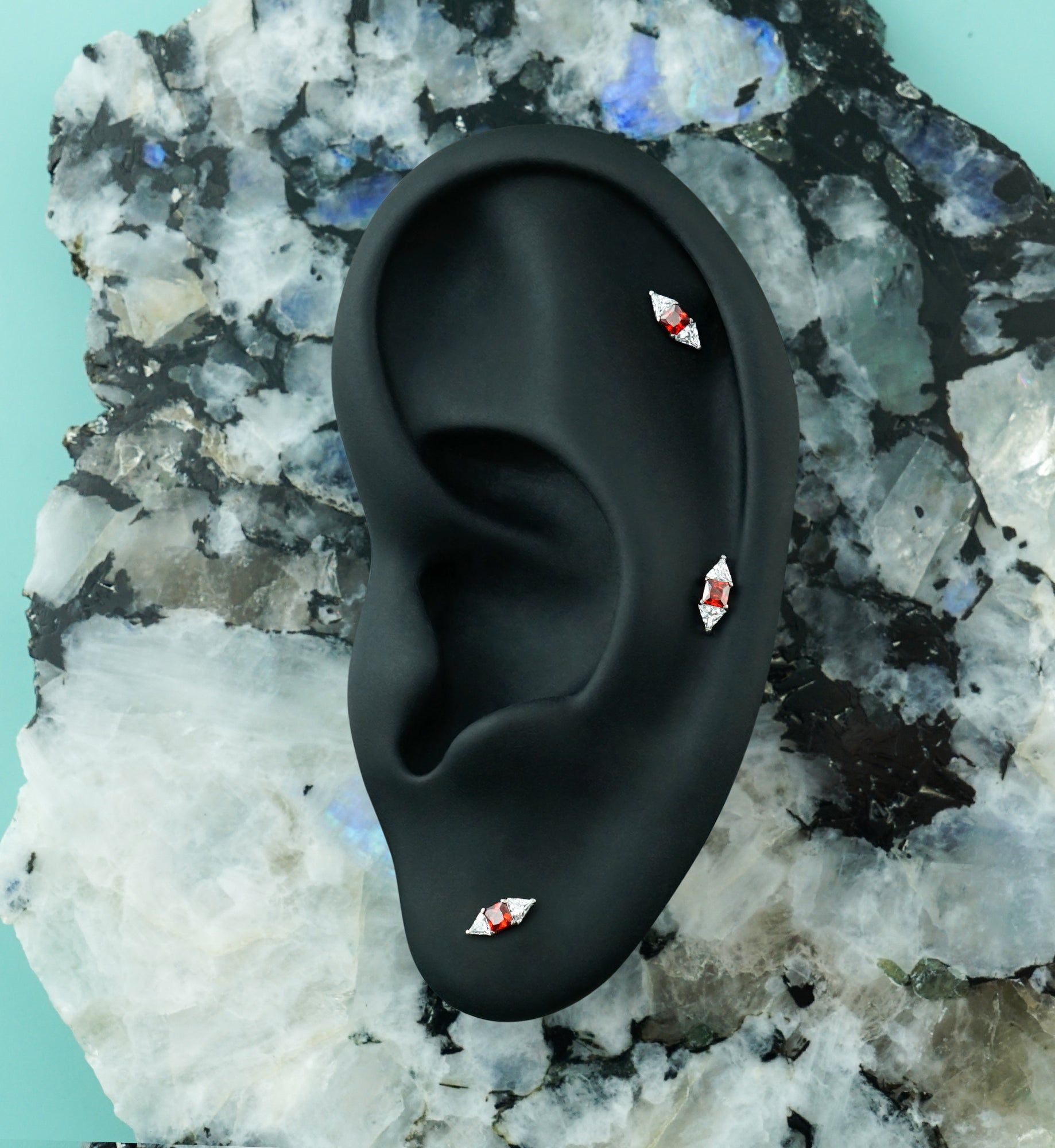 Double-Edged Garnet CZ Titanium Threadless Top