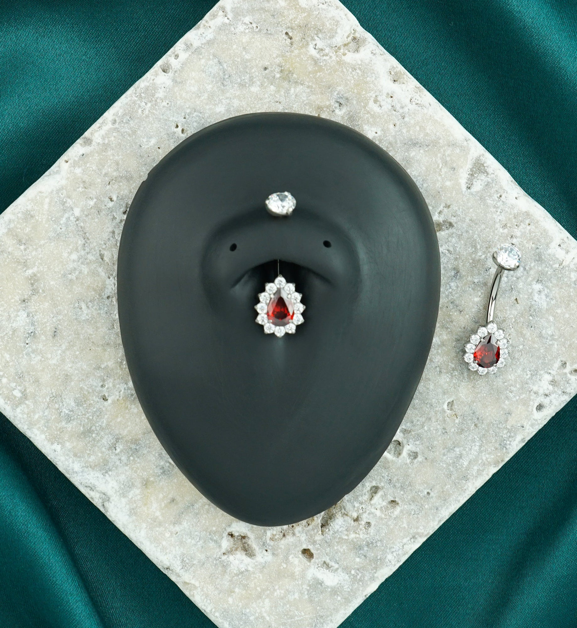 Gild Teardrop Garnet CZ Titanium Internally Threaded Belly Button Ring