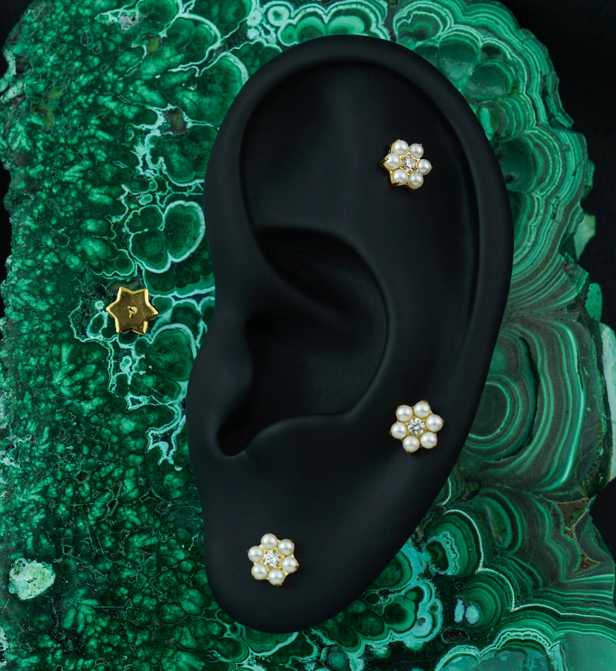 Gold PVD Pearl Flower Clear CZ Titanium Threadless Top