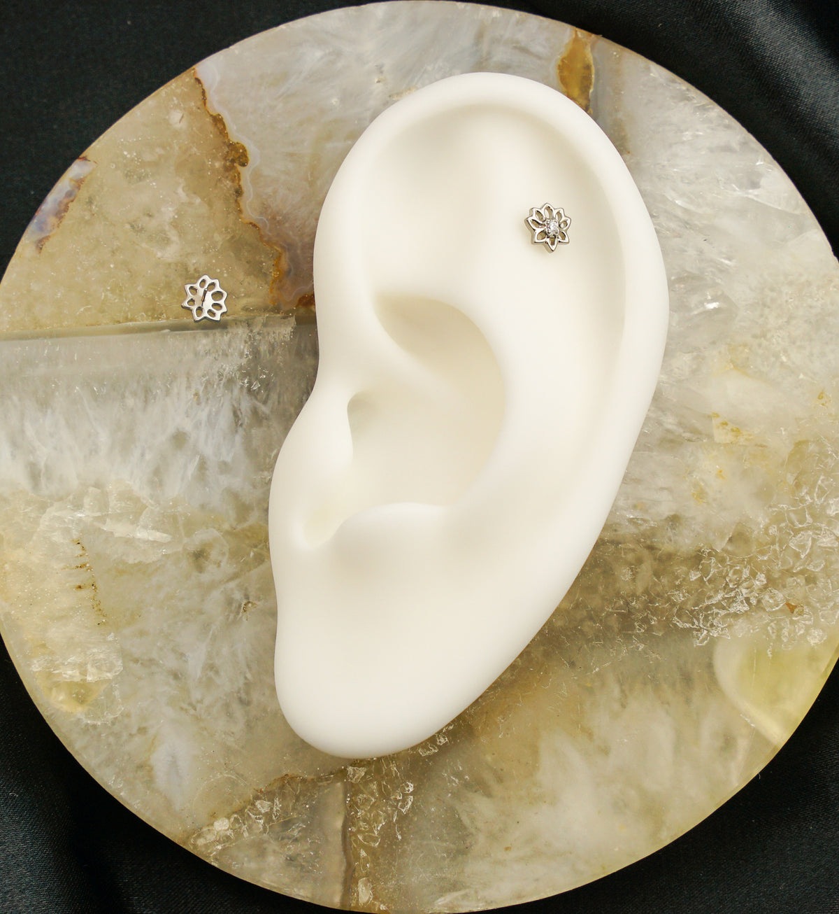 Lotus Flower Cutout Clear CZ Threadless Titanium Top
