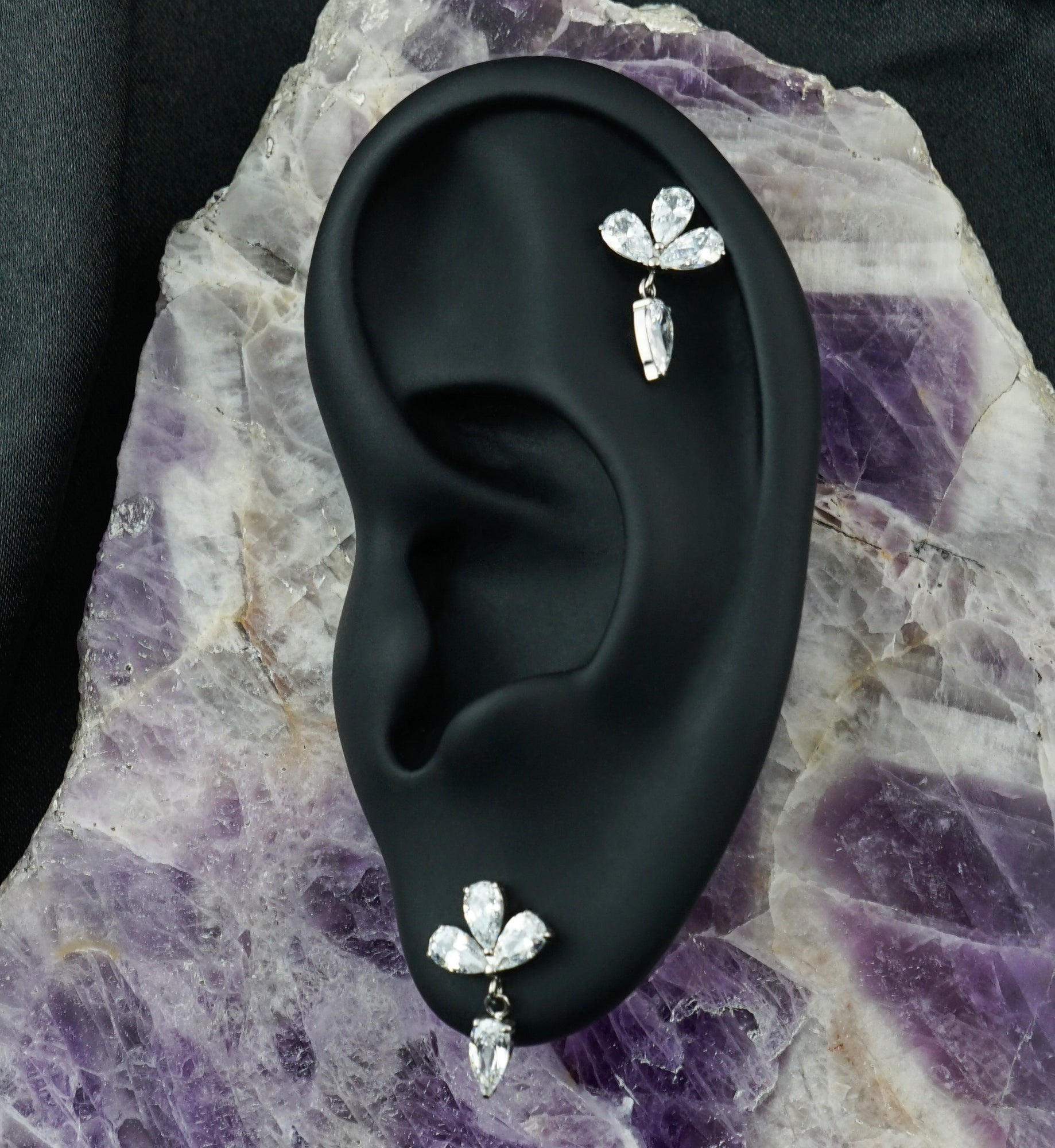 Plume CZ Dangle Titanium Threadless Top