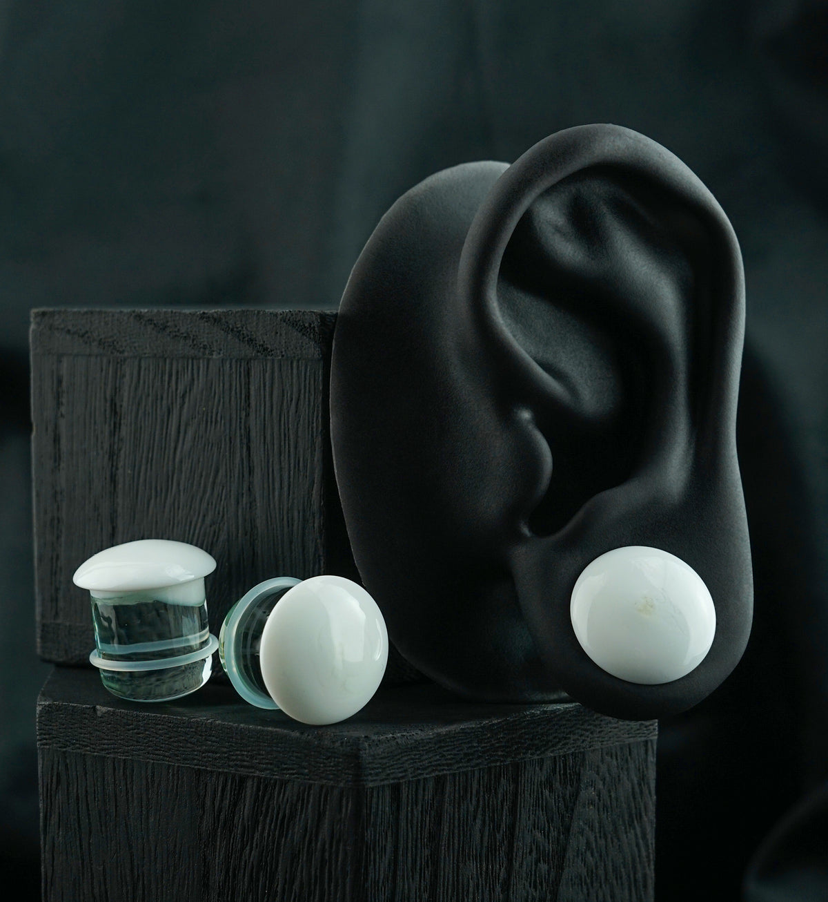 White Glass Plugs - Single Flare