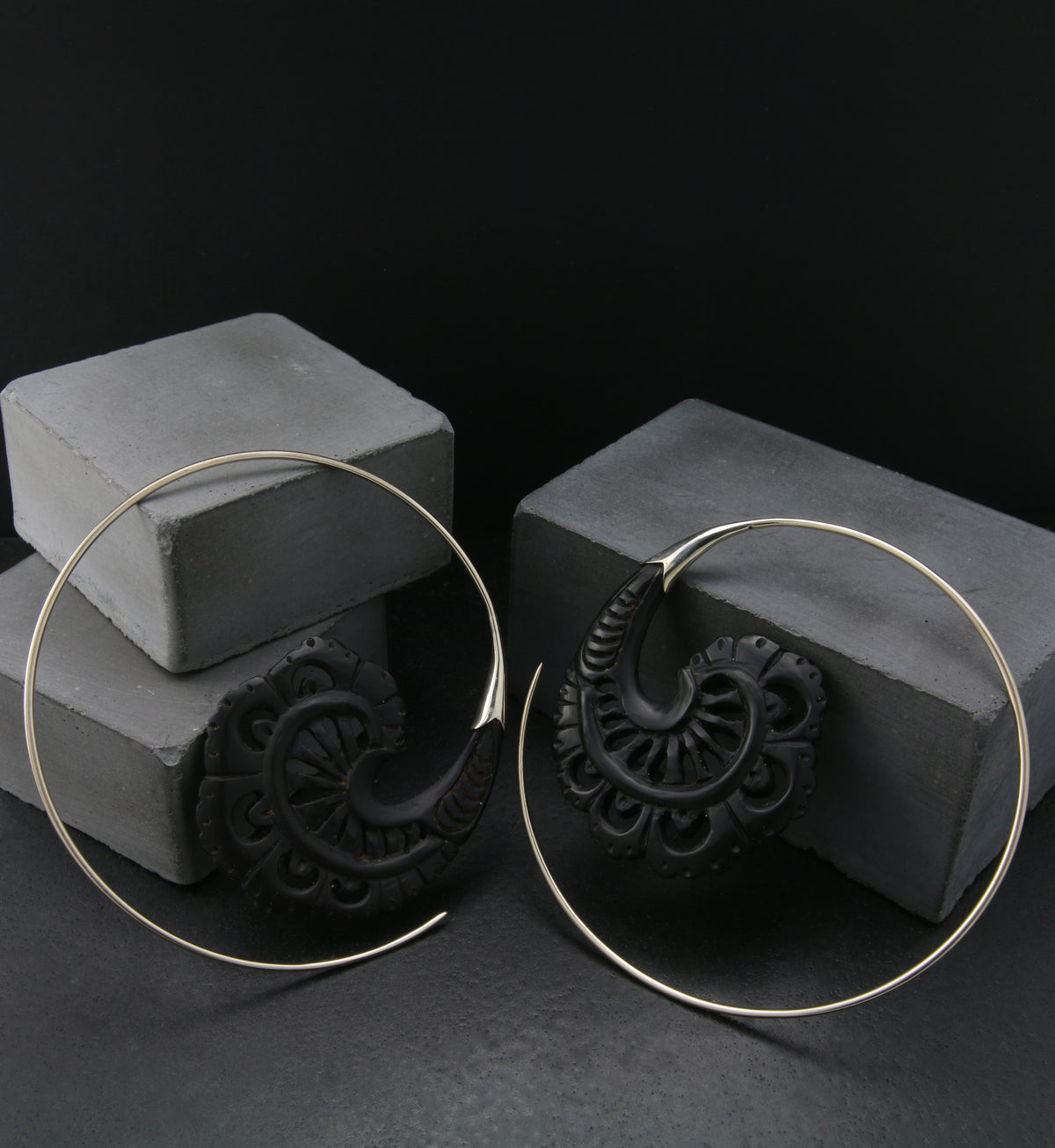 18G Baroque Horn White Brass Hangers / Earrings