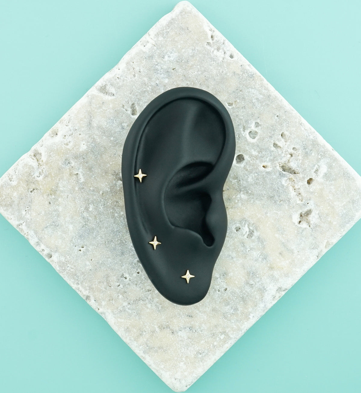 14kt Gold Compass Star Lab Grown Diamond Threadless Labret