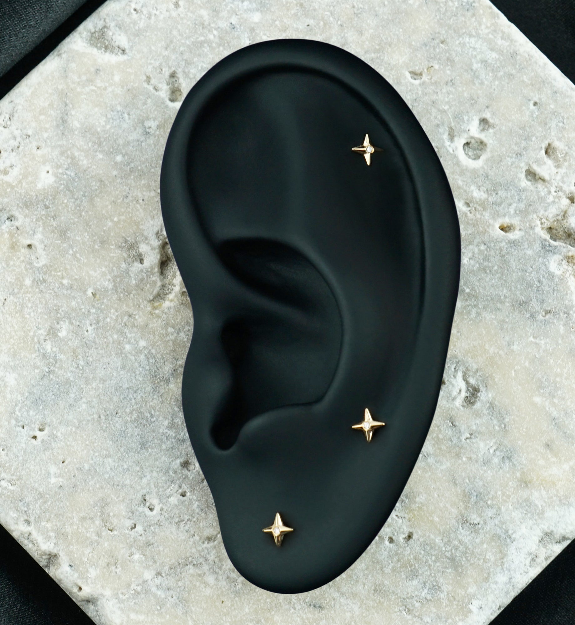 14kt Gold Compass Star Lab Grown Diamond Threadless Top