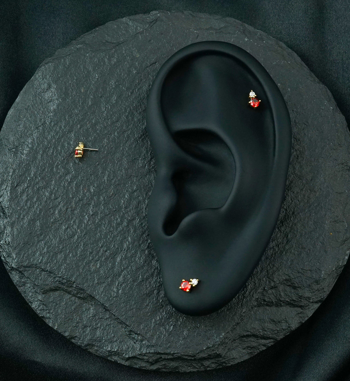 14kt Gold Echo Garnet CZ Threadless Top