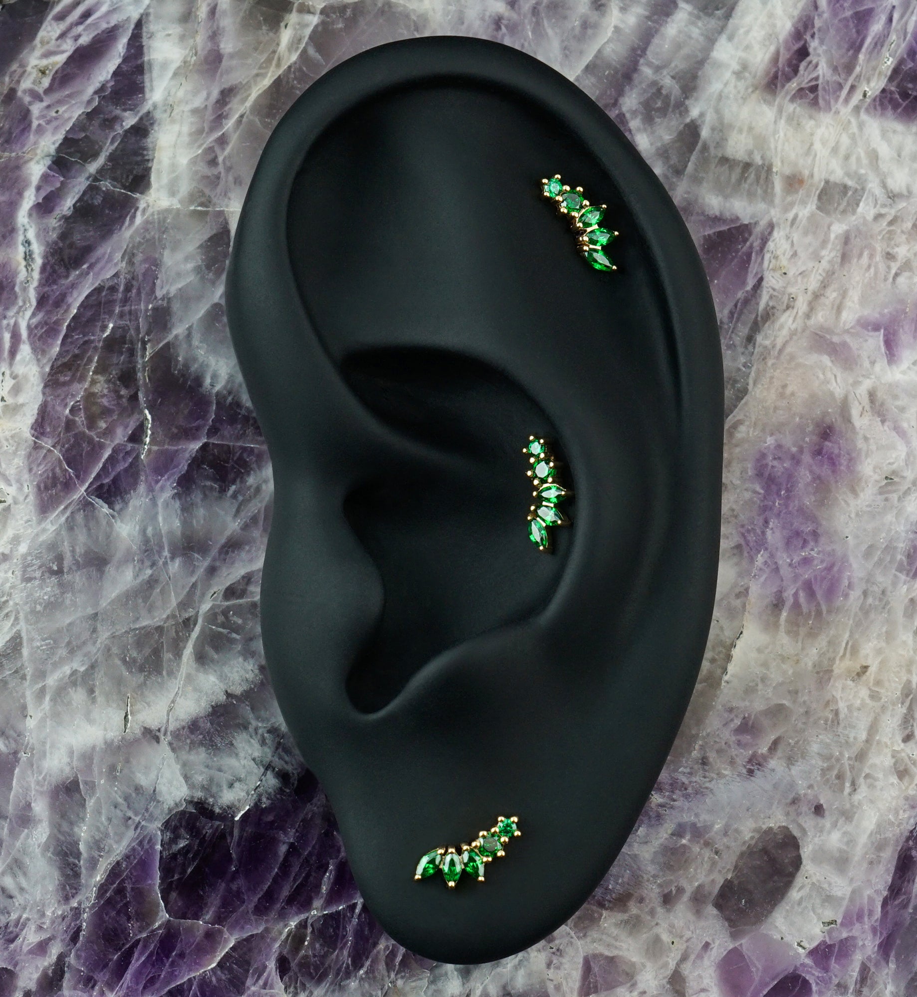 14kt Gold Laureate Emerald CZ Threadless Top