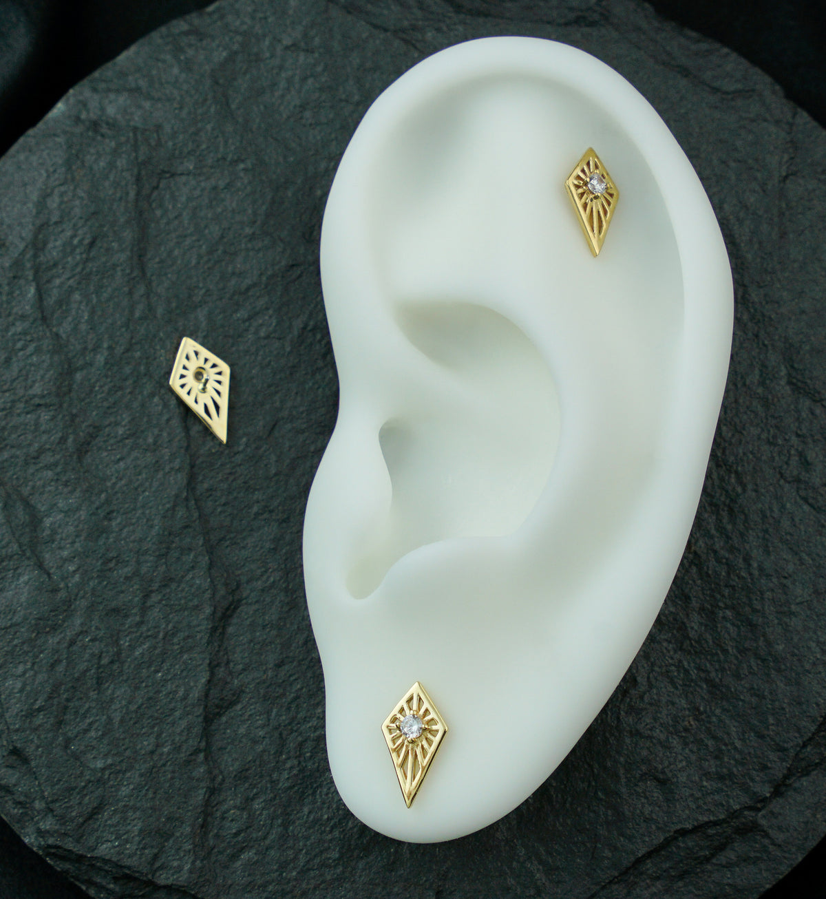 14kt Gold Tetra Burst Clear CZ Threadless Top