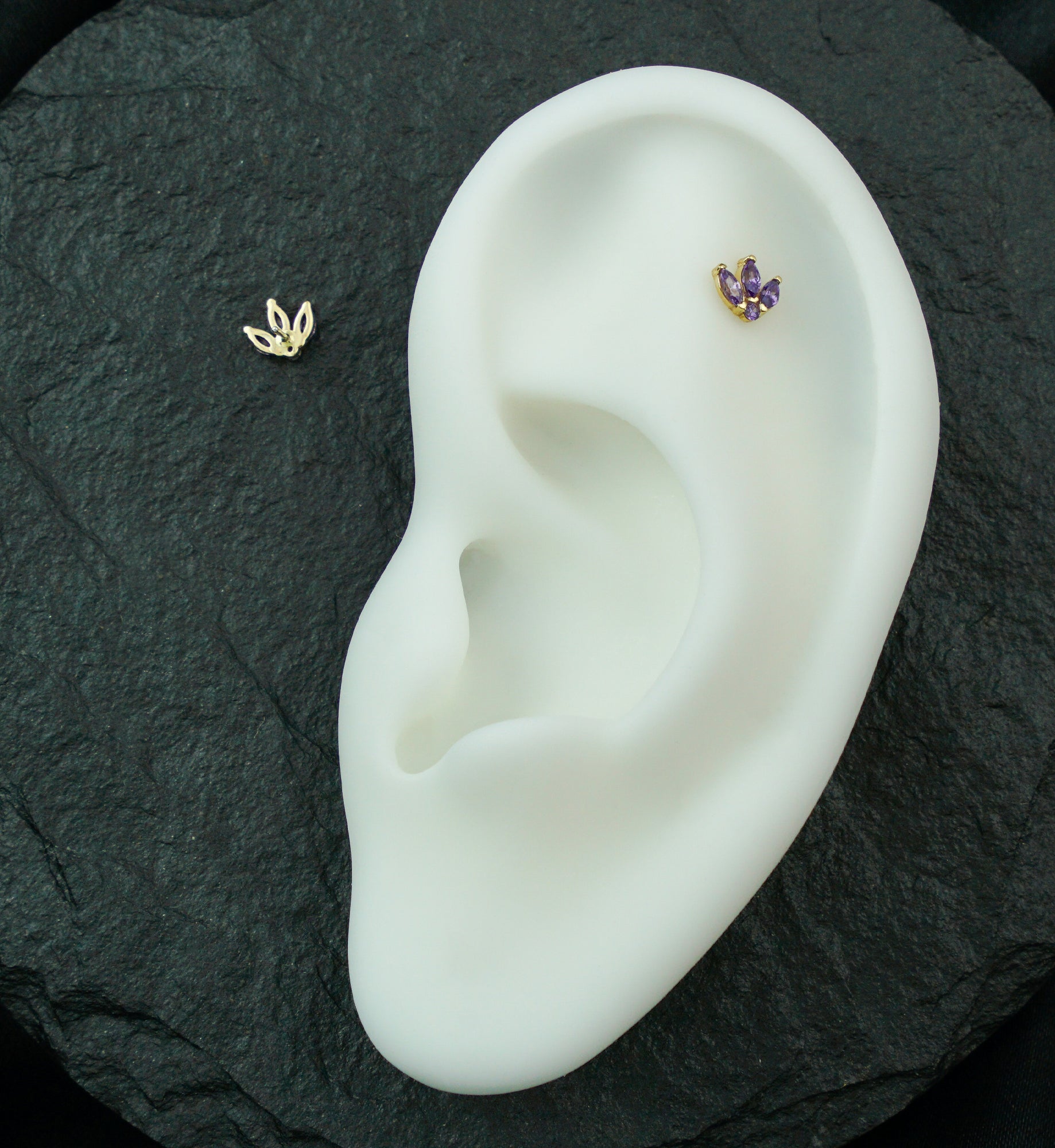 14kt Gold Tri Sepal Amethyst CZ Threadless Top