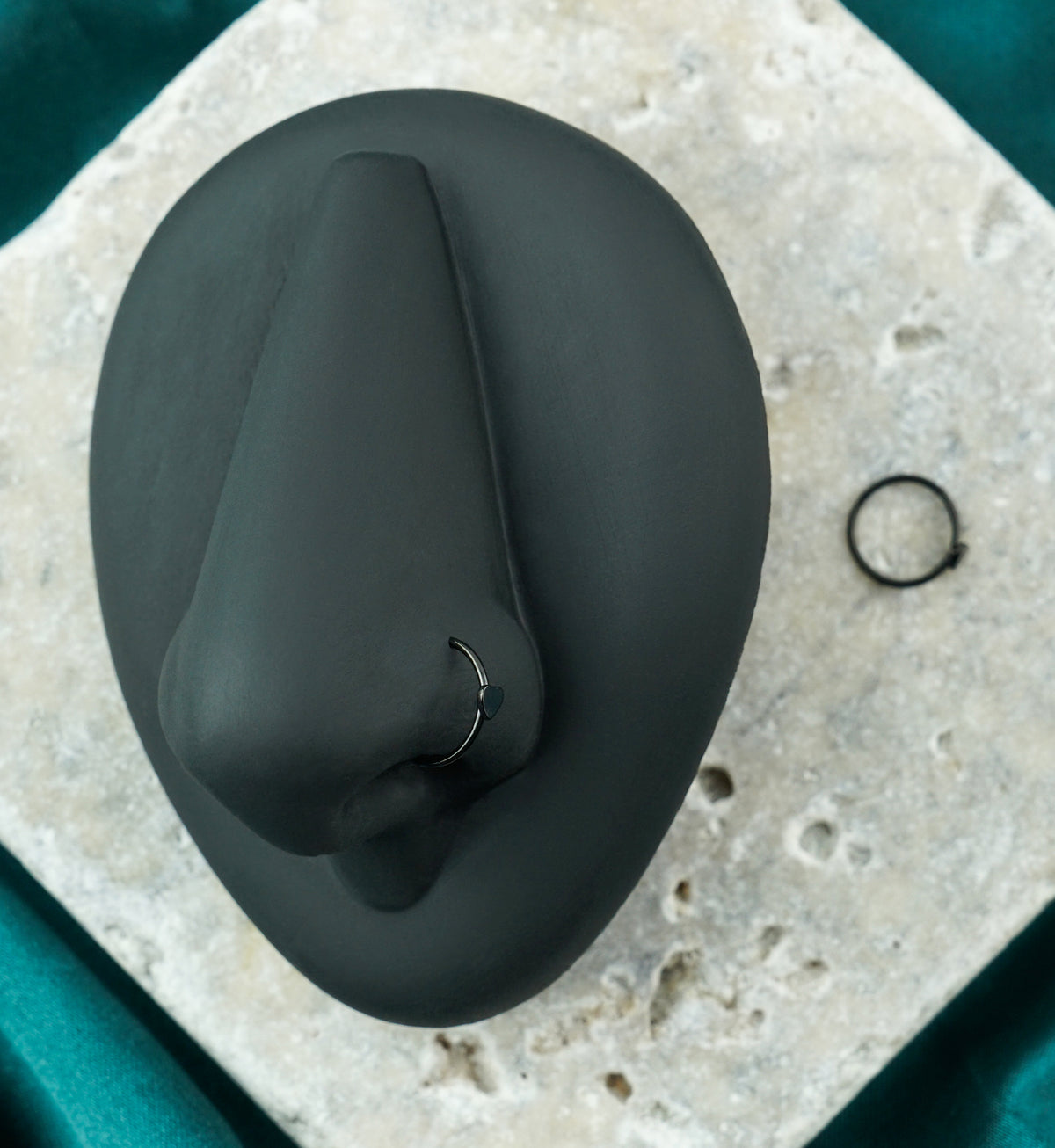 20G Black PVD Stainless Steel Seamless Heart Ring