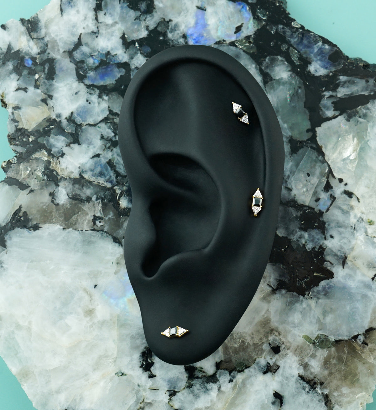 24kt Gold PVD Double-Edged Black CZ Titanium Threadless Top