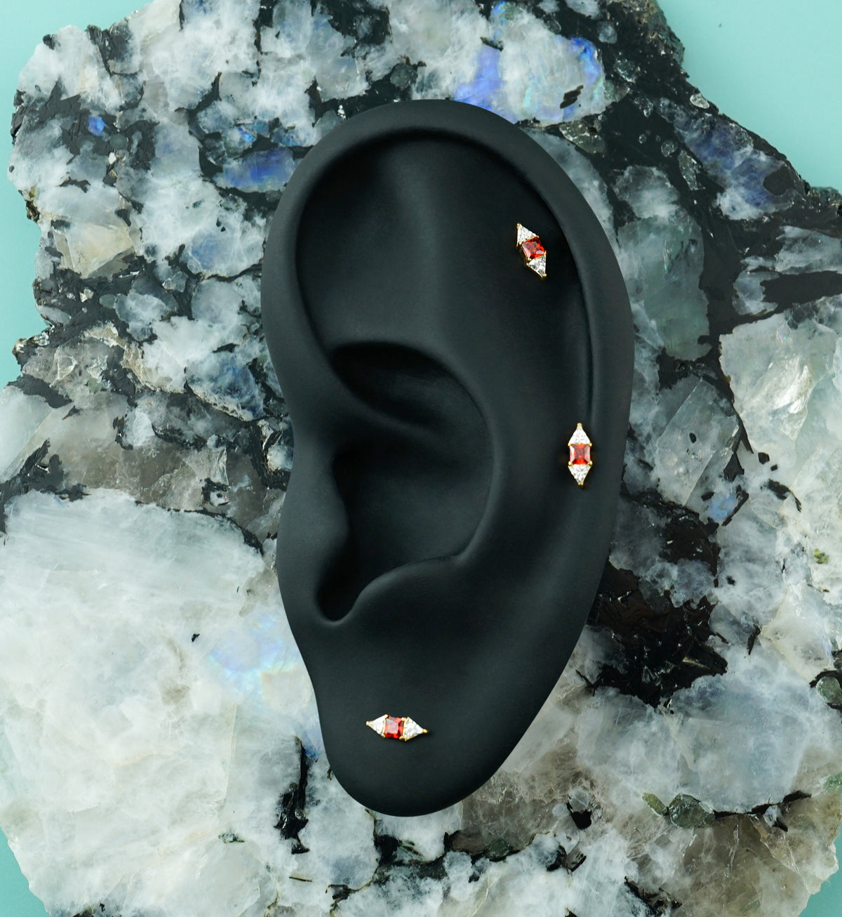 24kt Gold PVD Double-Edged Garnet CZ Titanium Threadless Top