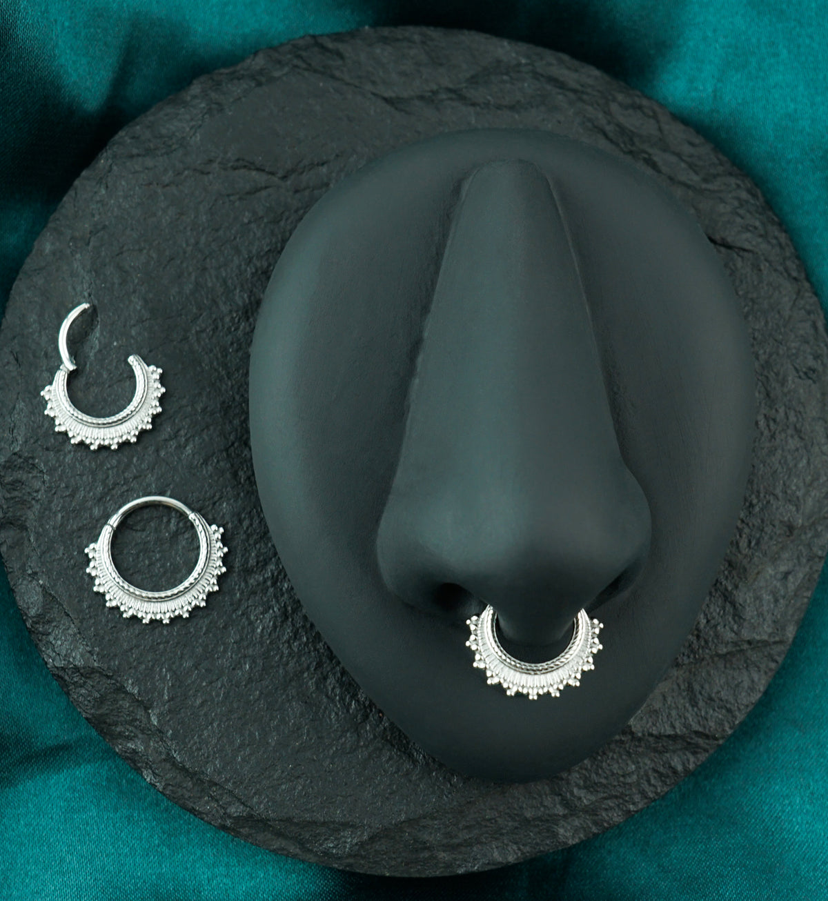 Beaded Ridge Stainless Steel Hinged Segment Ring