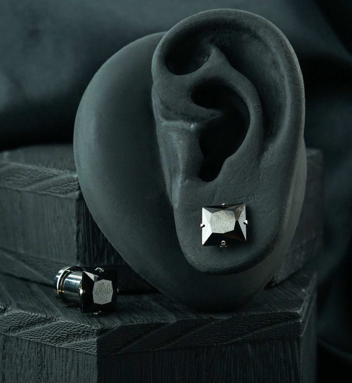 Black CZ Gem Diamond Stud Plugs