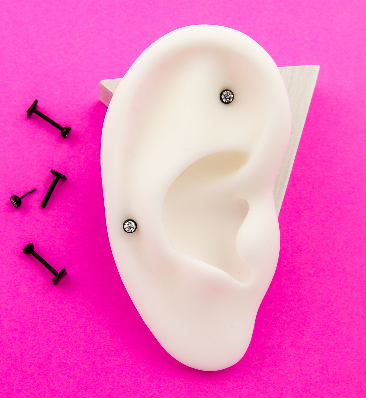 Black PVD Bezel Clear CZ Rhombus Back Titanium Threadless Labret