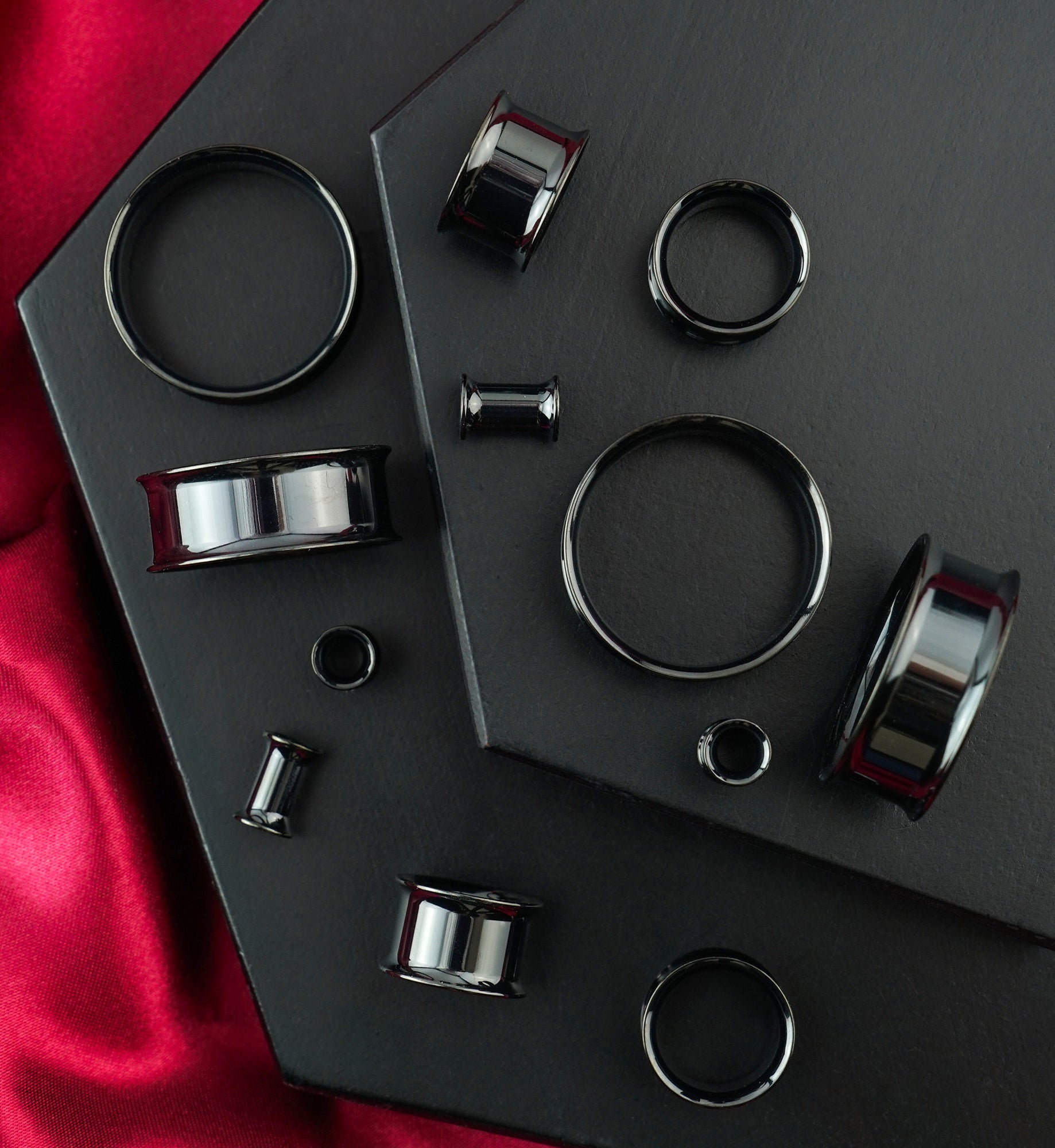 Black PVD Double Flare Titanium Ear Tunnels