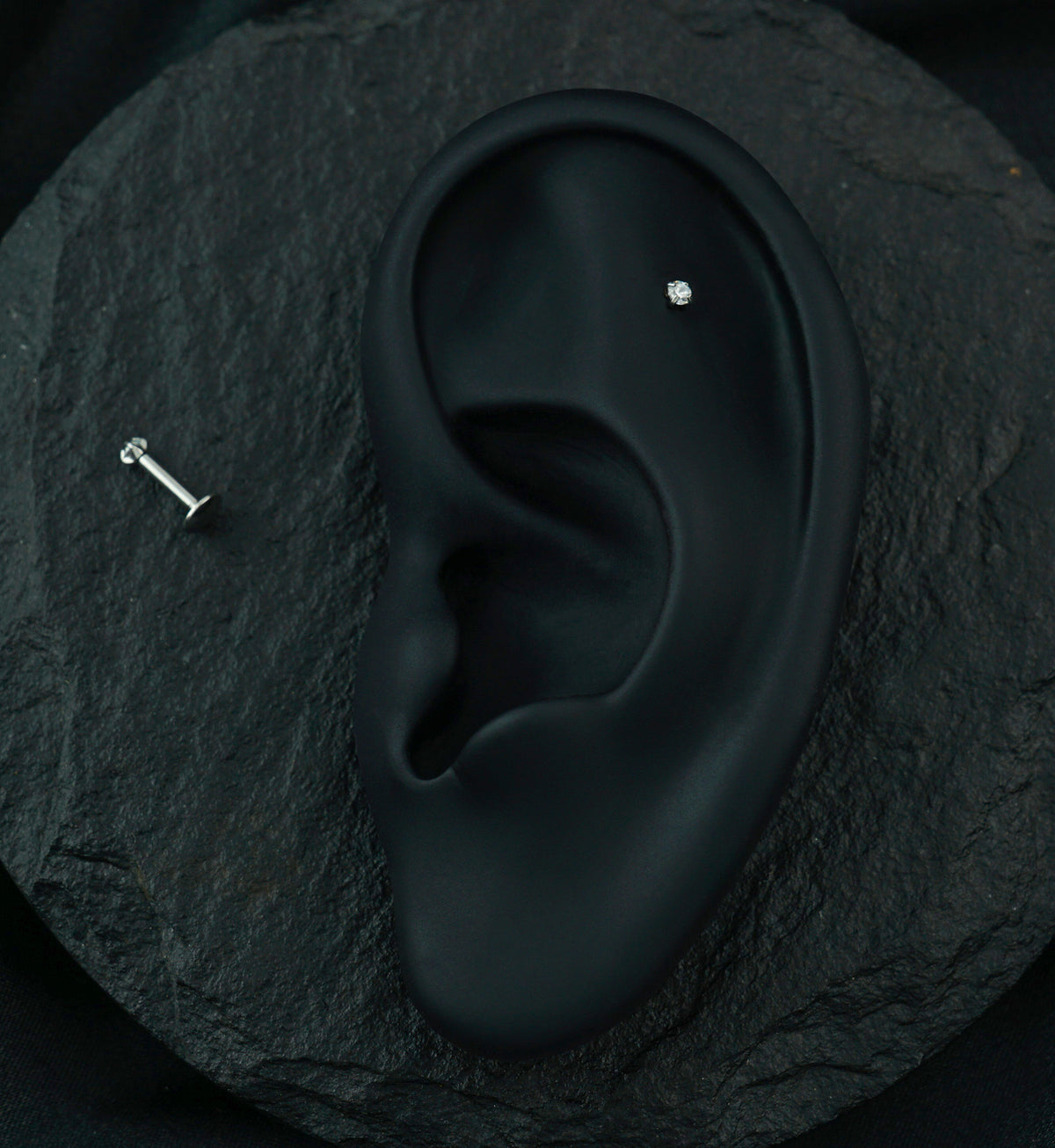 Clear CZ Prong Internally Threaded Labret