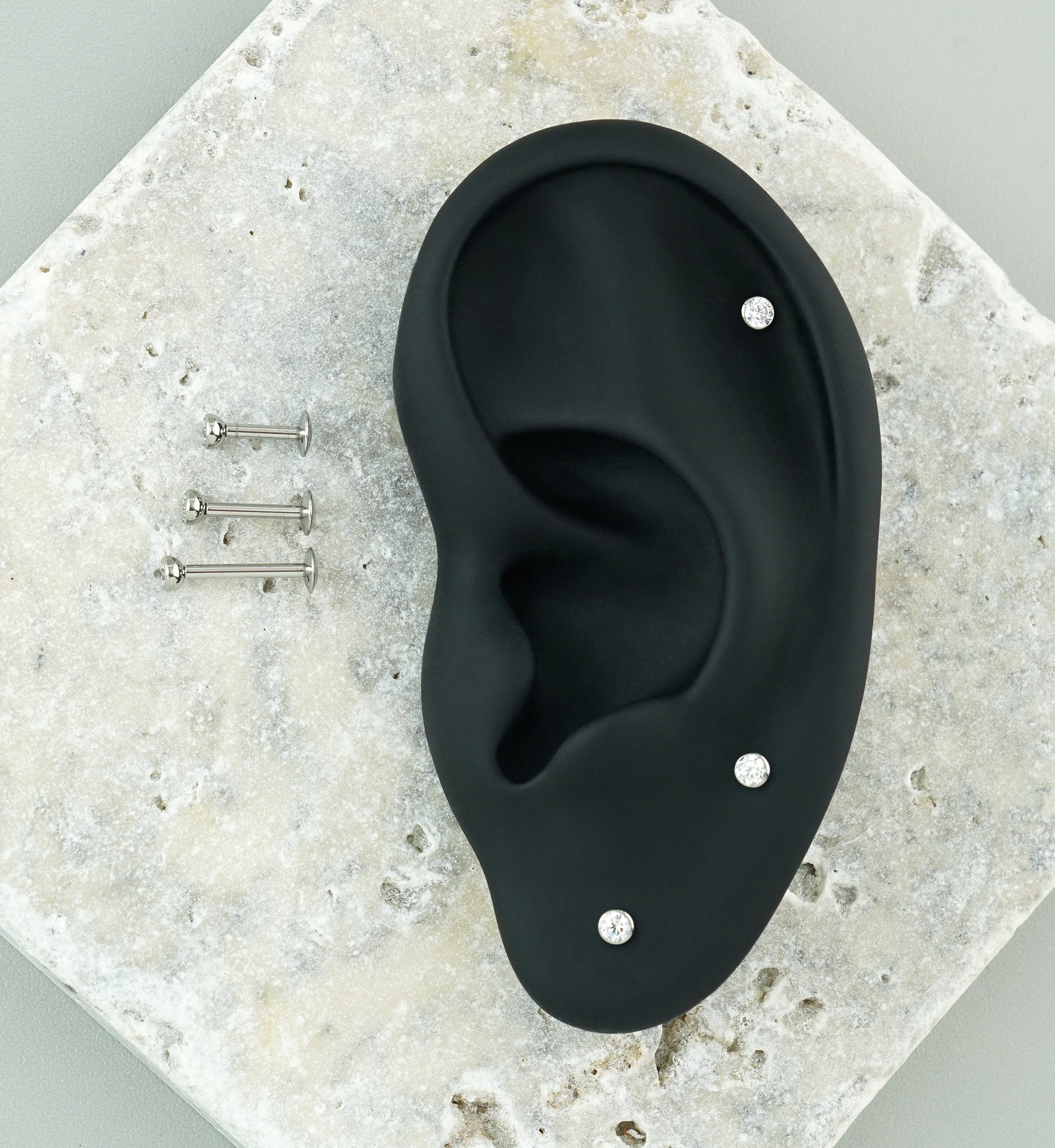 Clear CZ Titanium Threadless Convex Disc Labret