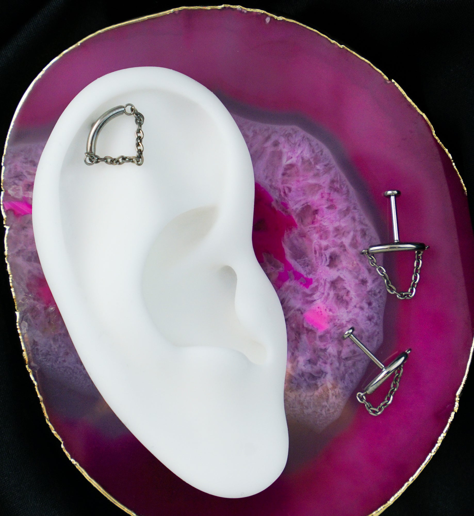 Curved Bar Dangle Chain Titanium Threadless Labret