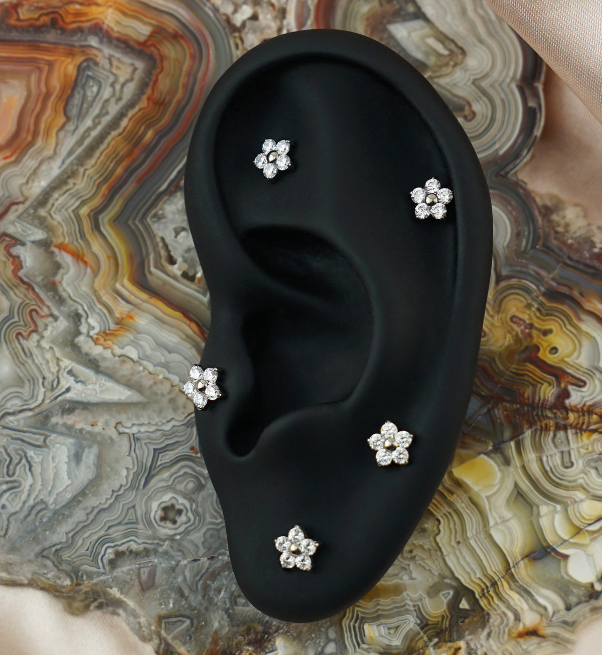 Daisy Clear CZ Titanium Threadless Top