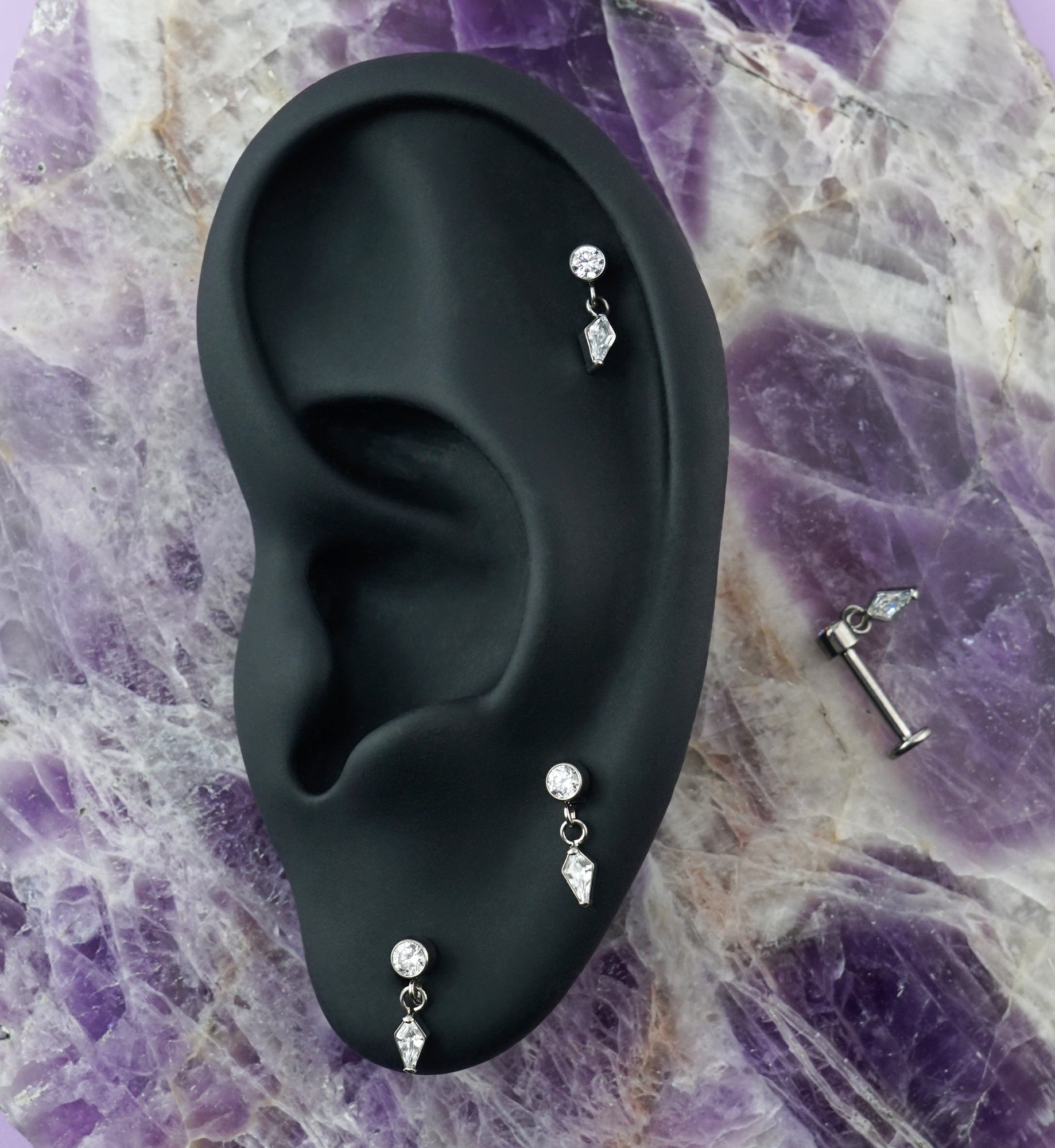 Dart CZ Dangle Titanium Internally Threaded Labret