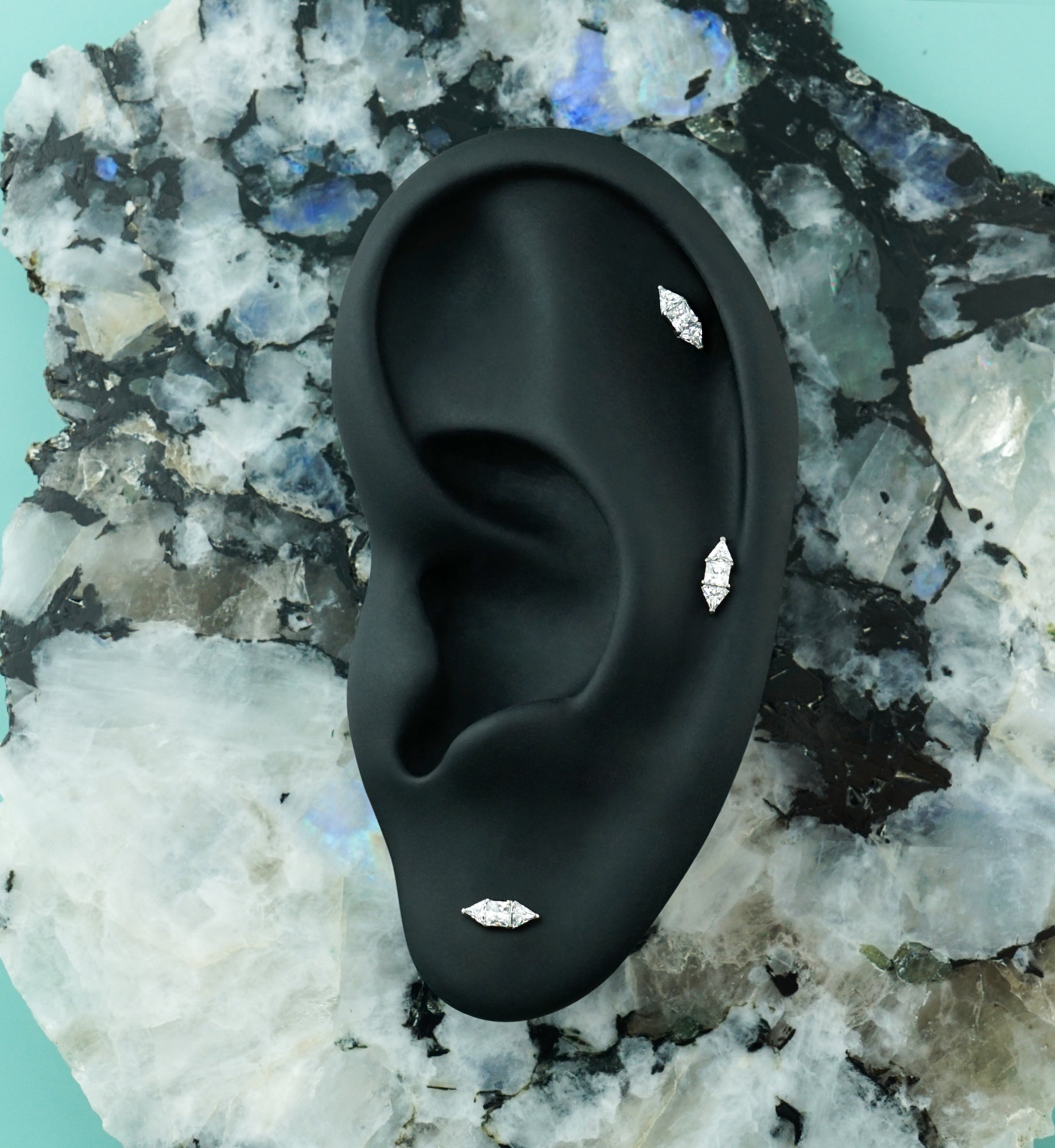 Double-Edged Clear CZ Titanium Threadless Top