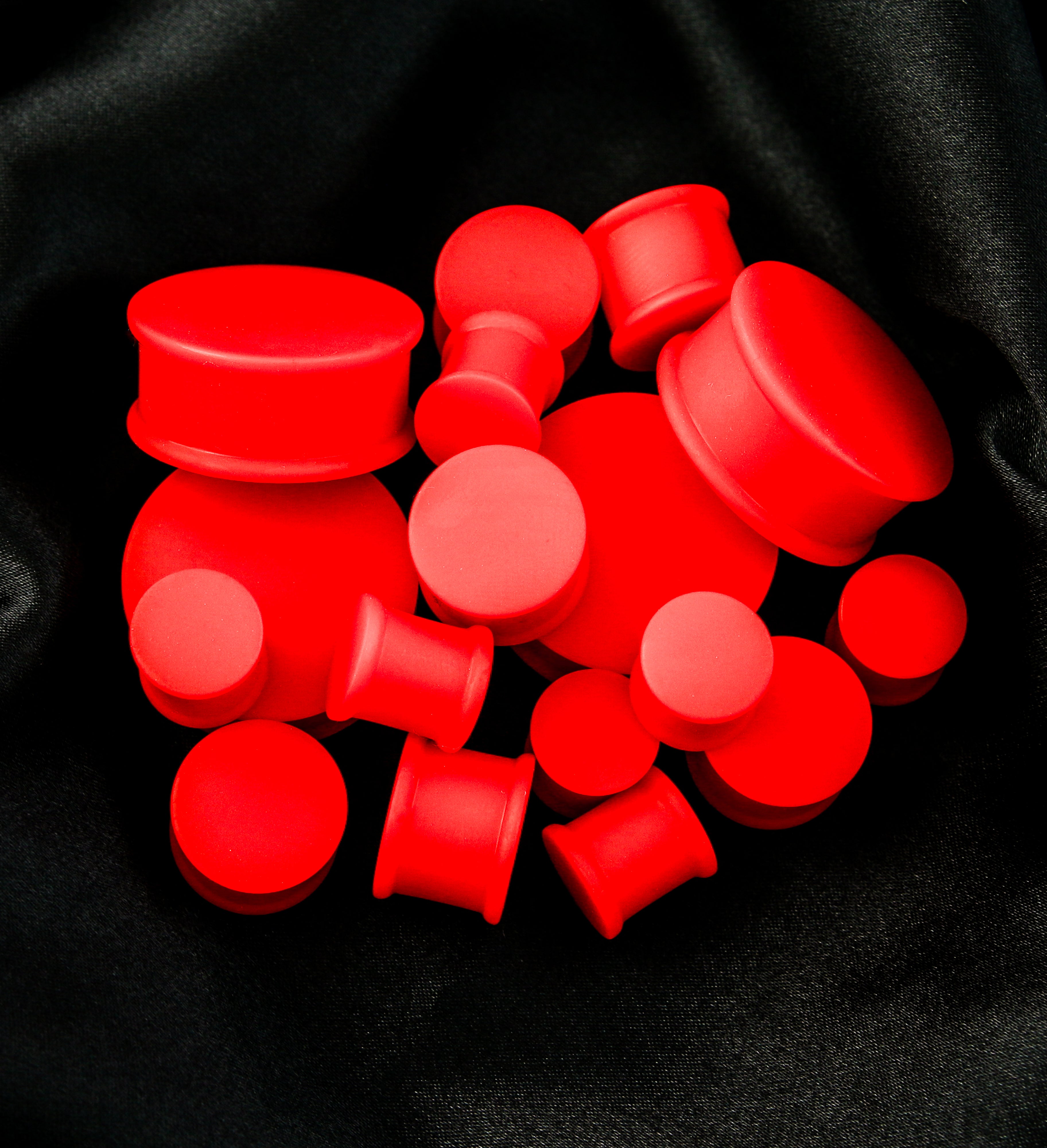 Double Flare Matte Red Silicone Plugs