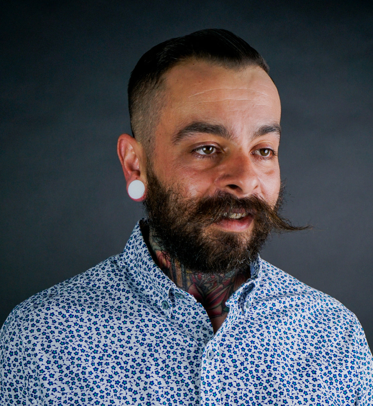 Double Flare Matte White Silicone Plugs