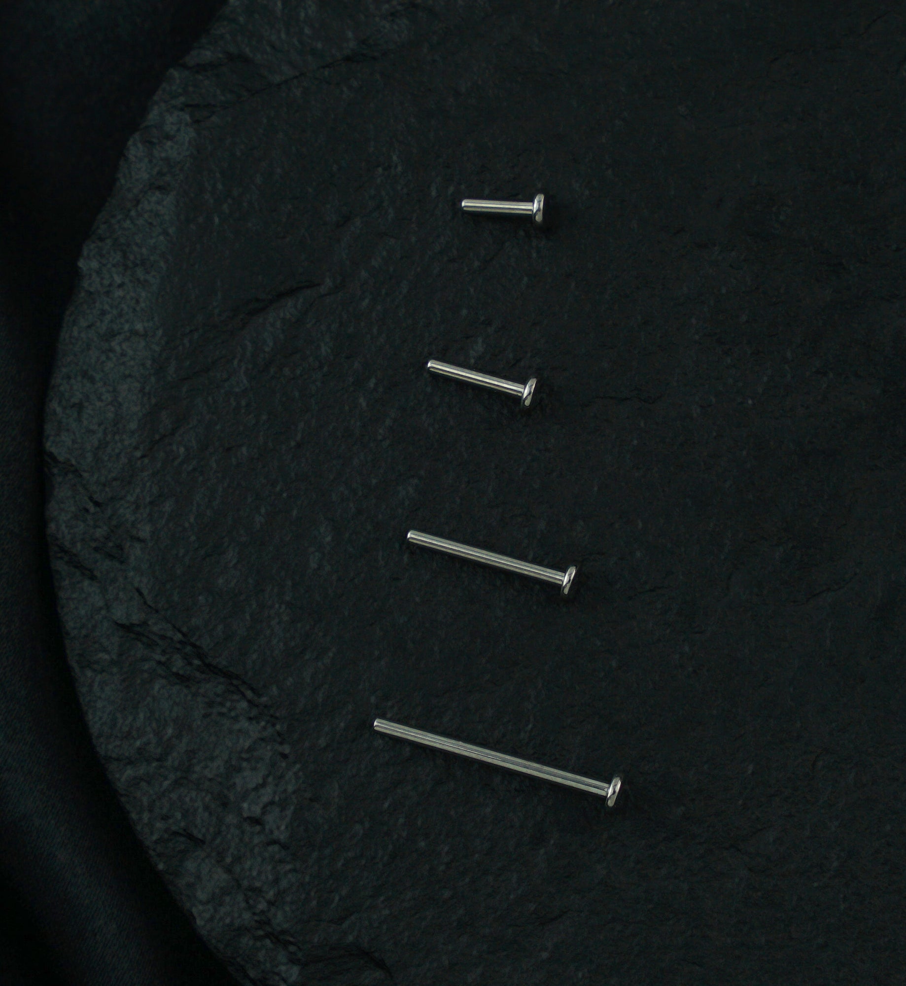Titanium Threadless Labret