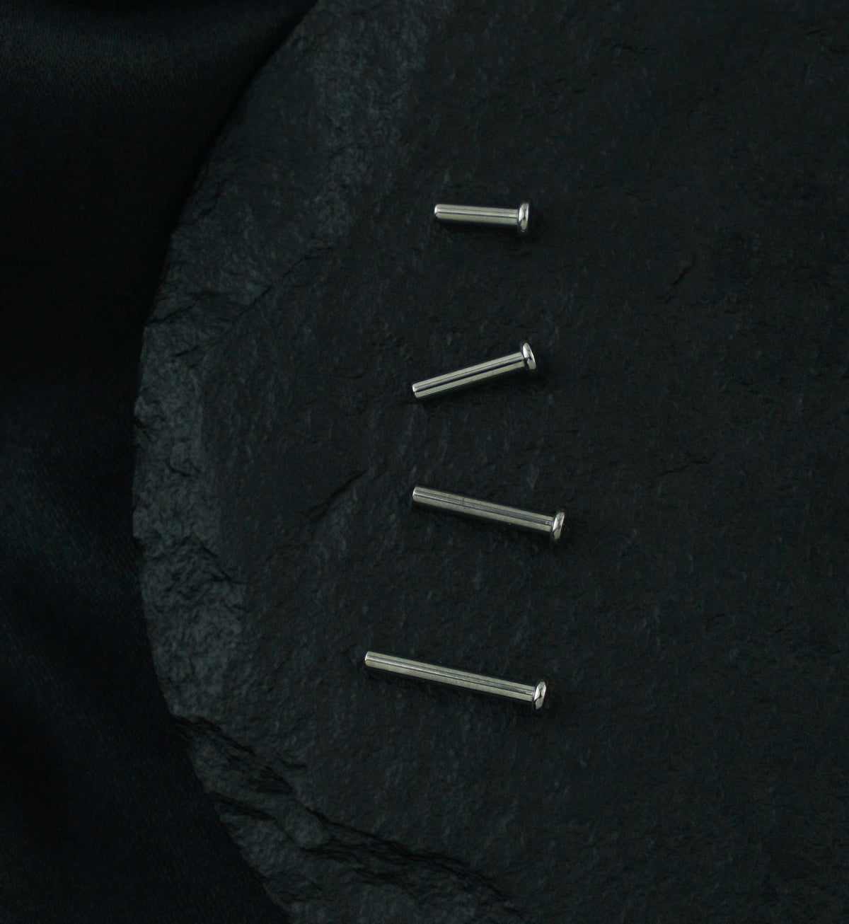 Titanium Threadless Labret