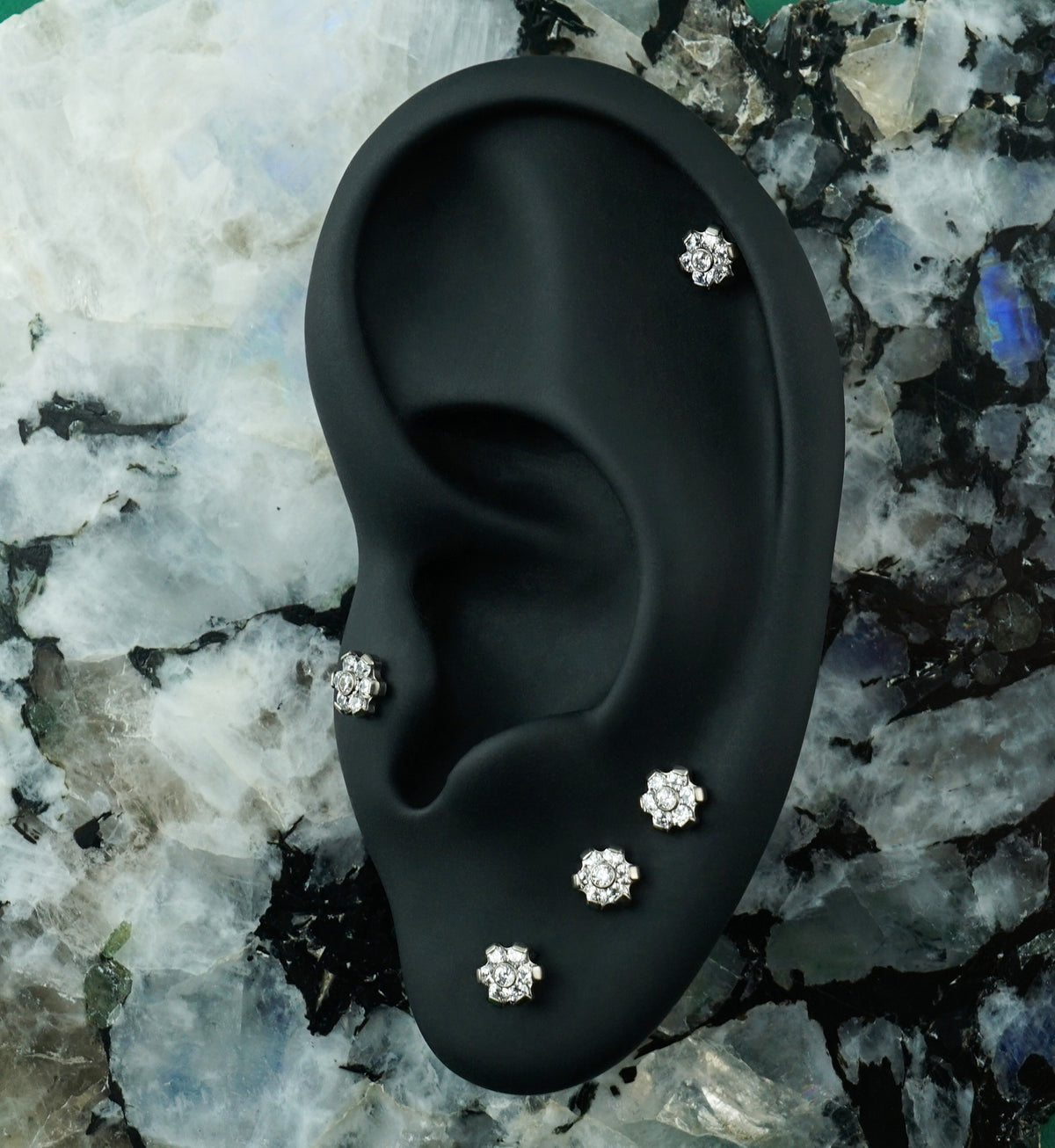 Flower Semi-Bezel CZ Titanium Internally Threaded Labret