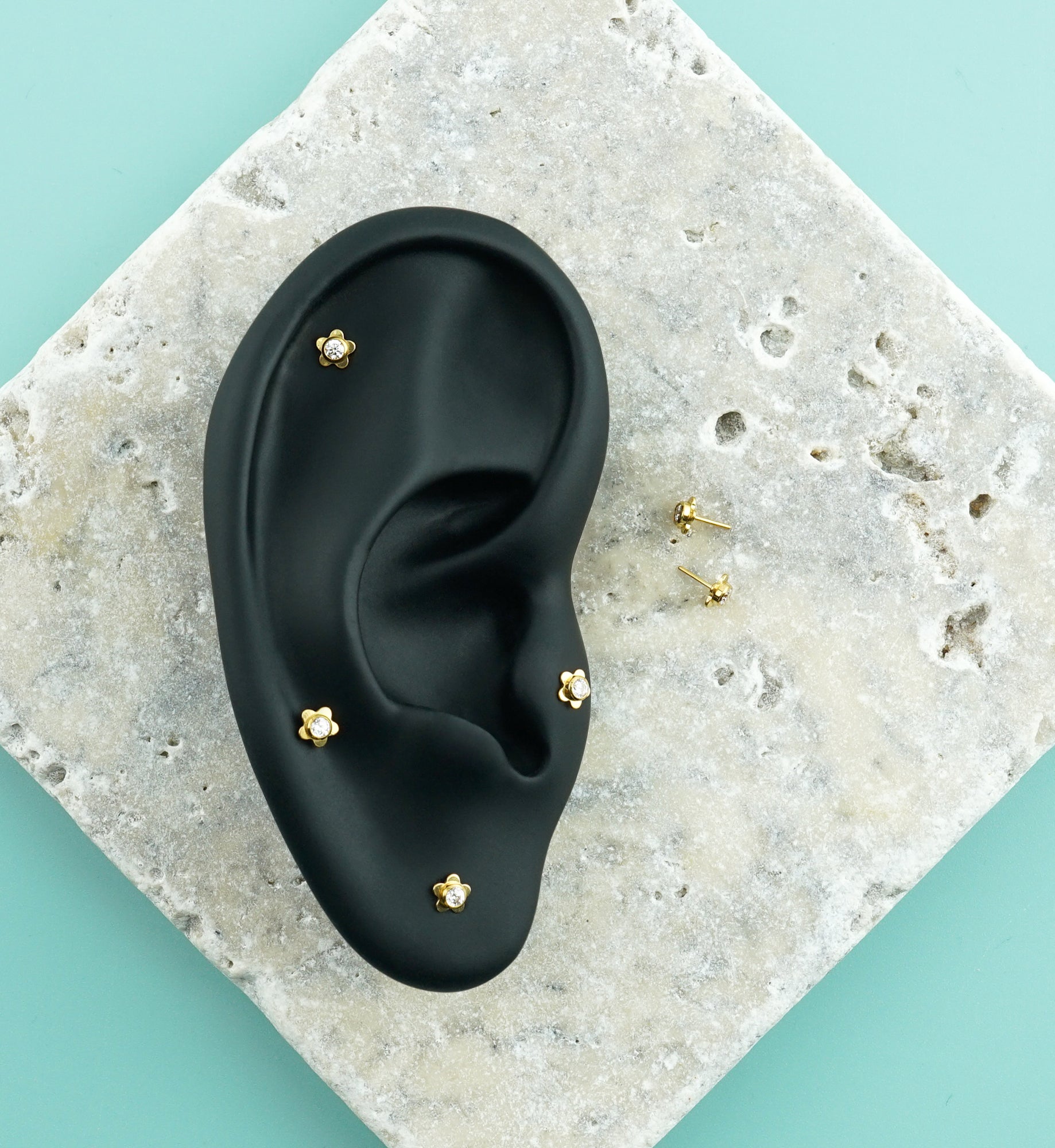 Gold PVD Floral Pop Clear CZ Titanium Threadless Top