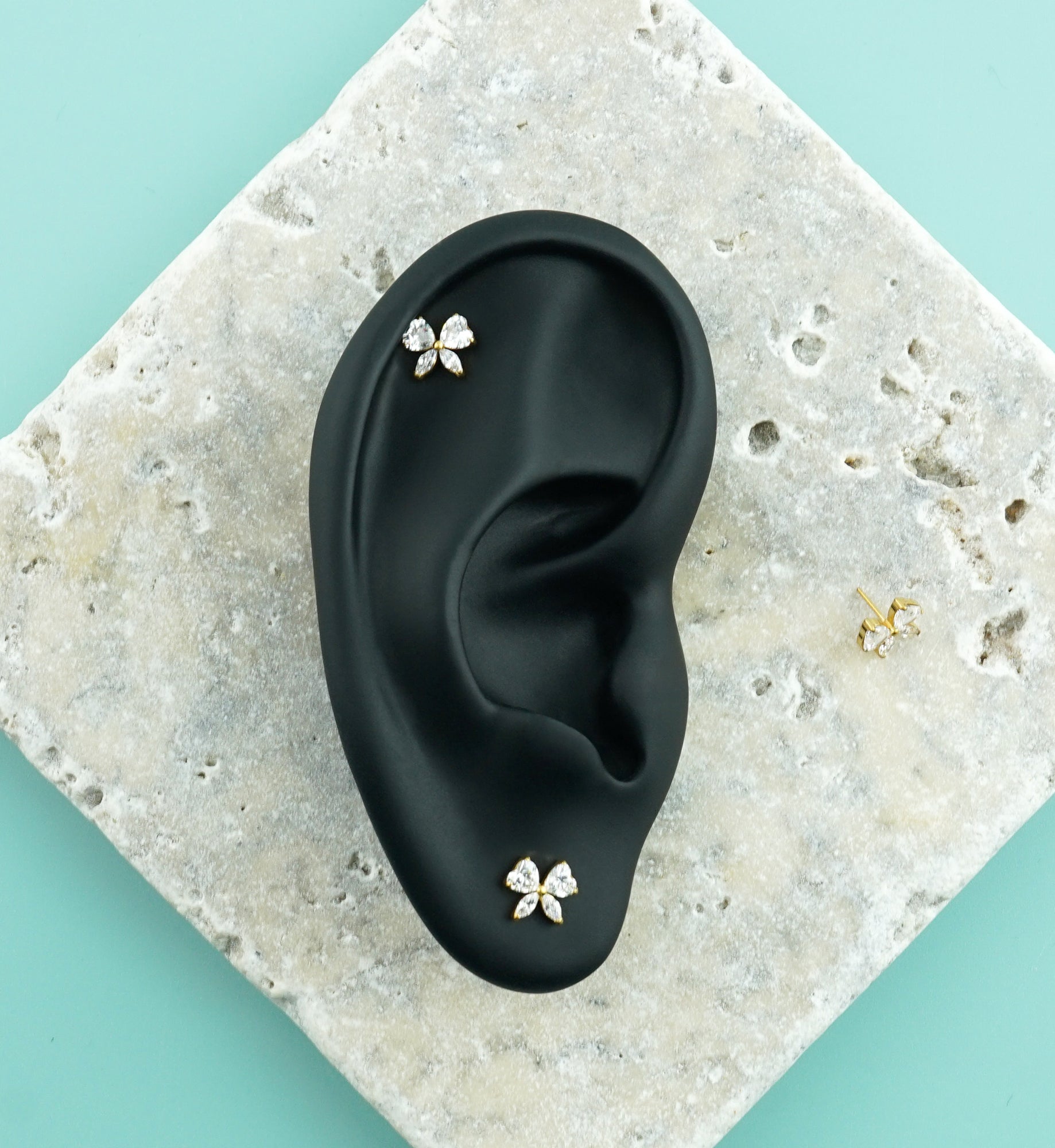 Gold PVD Posh Bow CZ Titanium Threadless Top