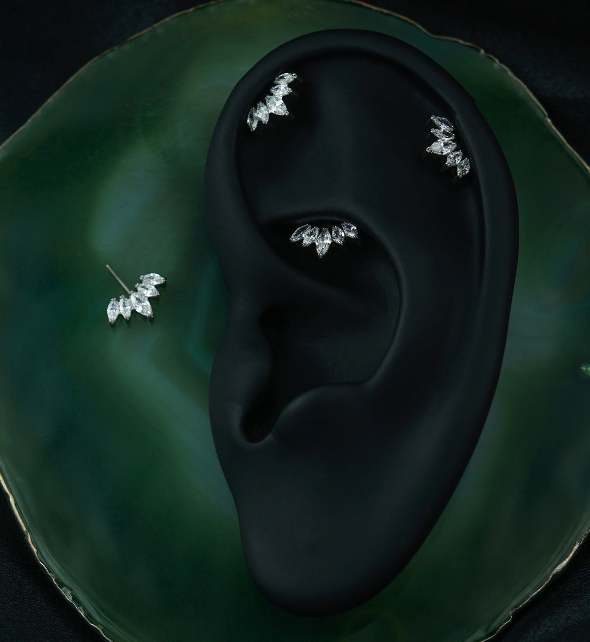 Half Crown Clear CZ Vertical Titanium Threadless Top