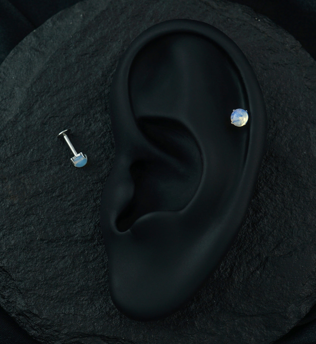 Opalite Glass Prong Top Internally Threaded Labret