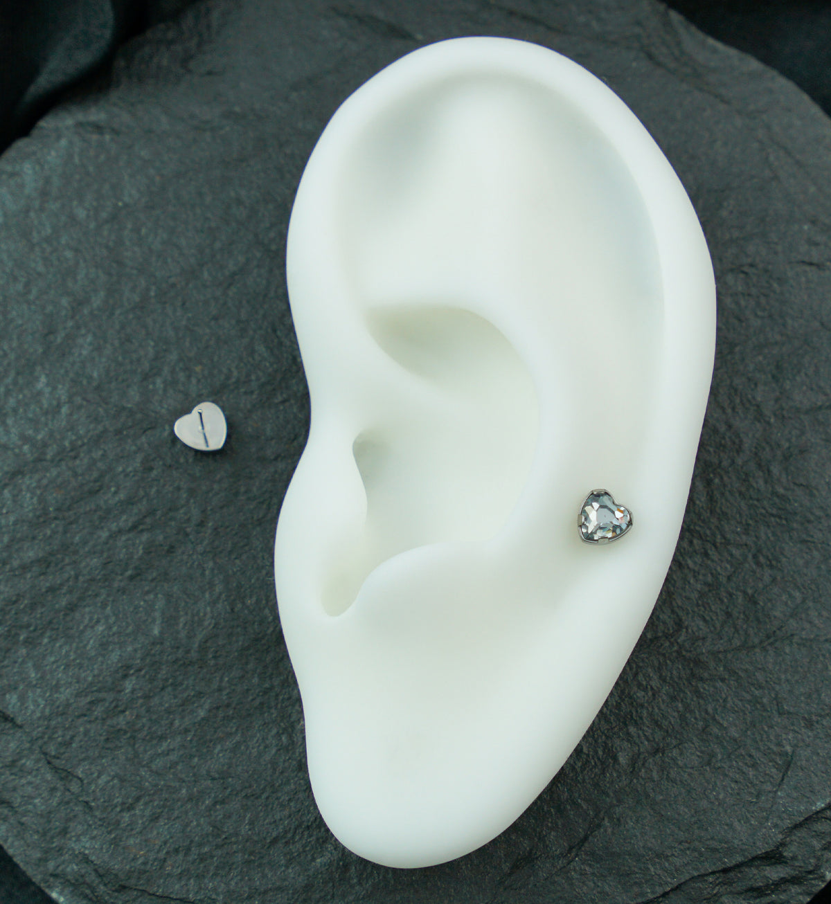 Prong Heart Clear CZ Titanium Threadless Top
