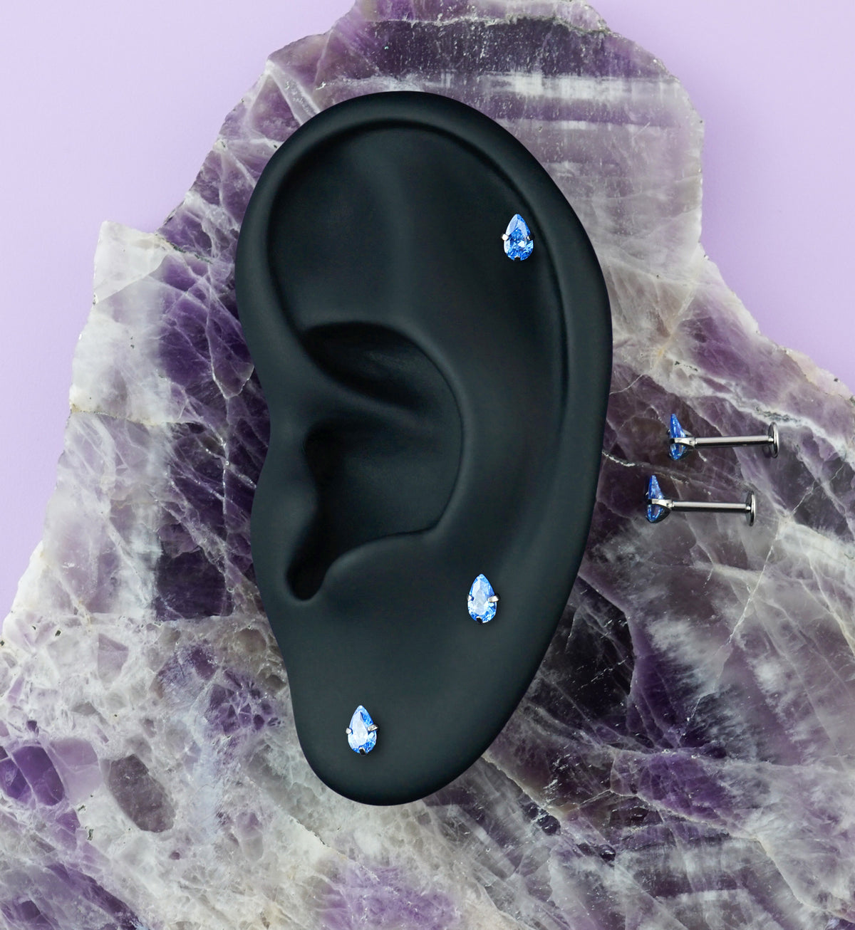 Prong Teardrop Aqua CZ Titanium Internally Threaded Labret