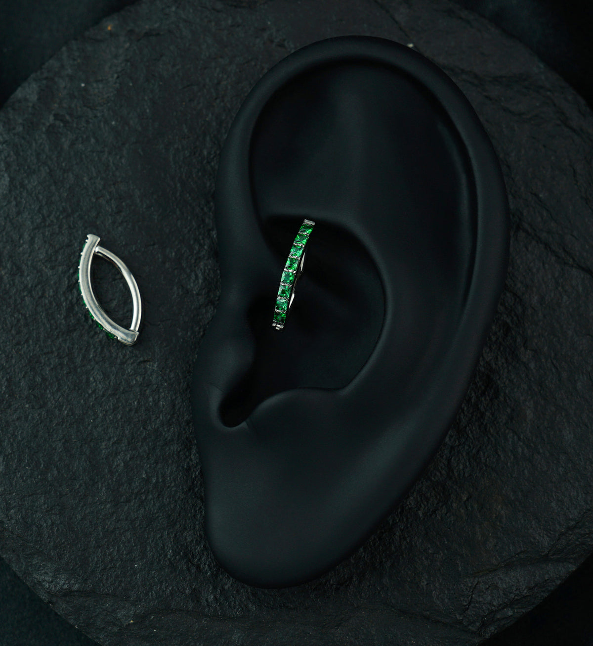 Vertical Emerald CZ Titanium Hinged Segment Ring