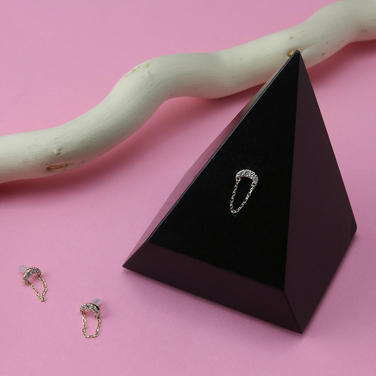 14kt Gold Crescent Moon CZ Chain Threadless Top
