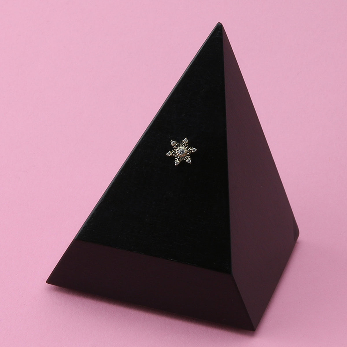 14kt Gold Frosty Snowflake Threadless Top