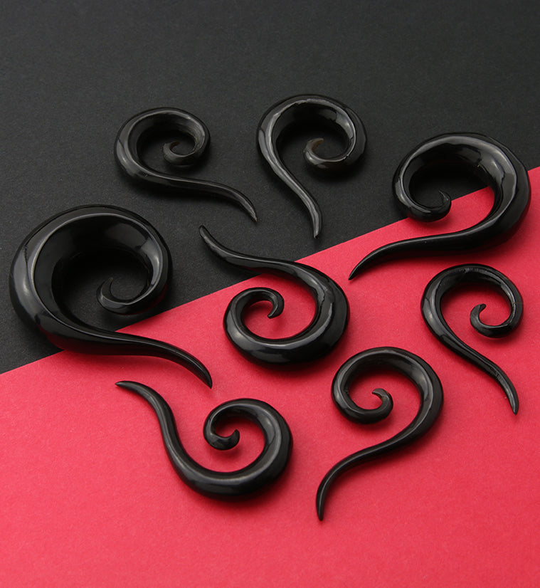 Black Horn Tail Spirals